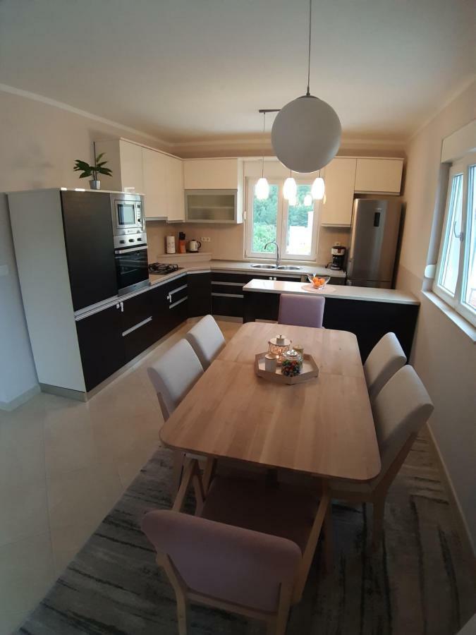 Sea Stone Apartment Podstrana Luaran gambar